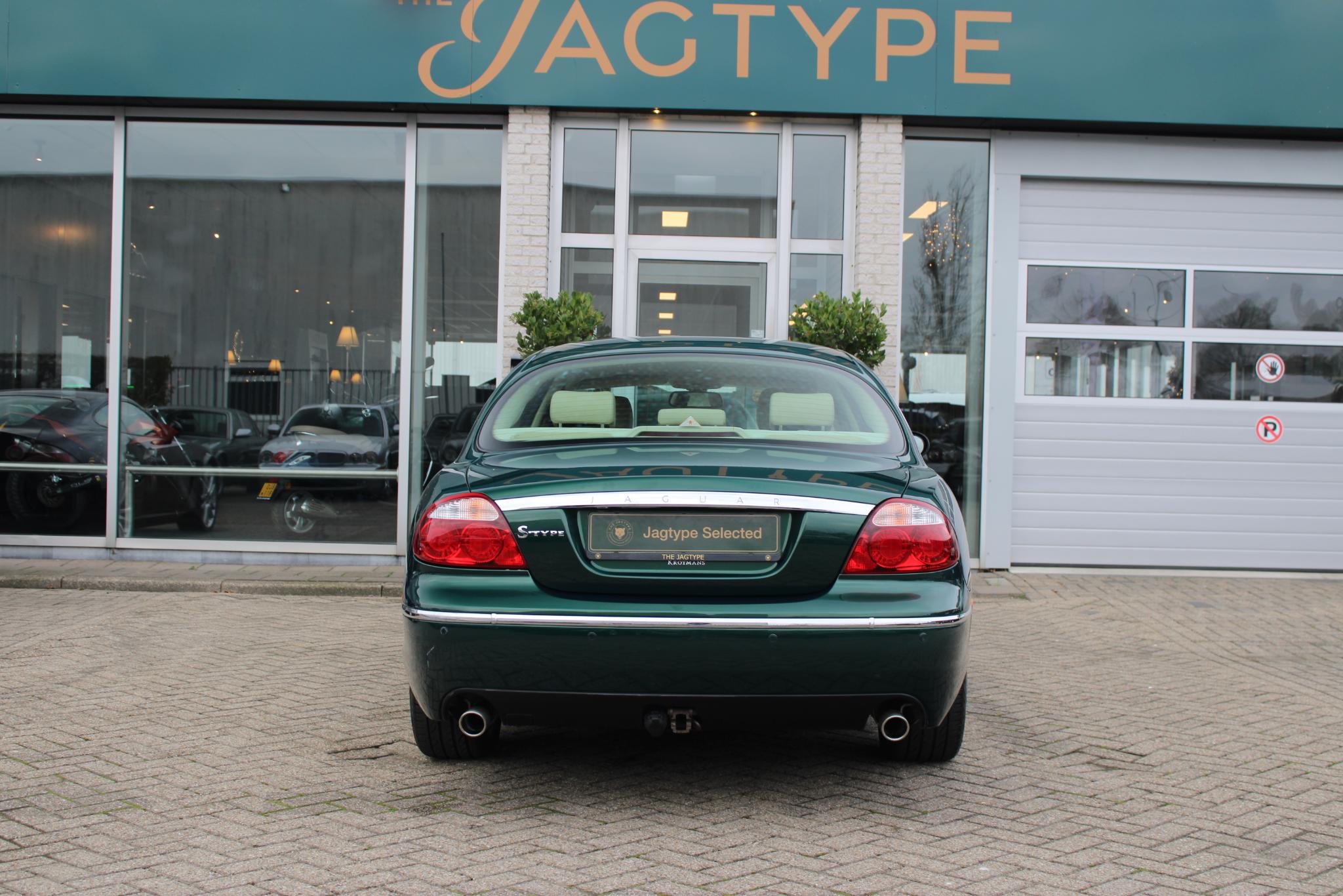 Jaguar S-type 3.0 V6 Executive