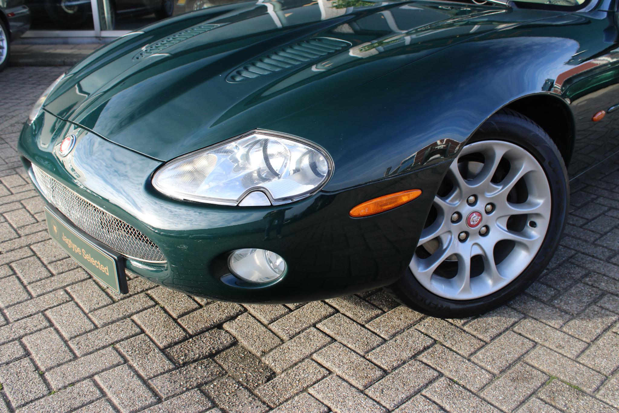 Jaguar XKR 4.0 V8 Coupé