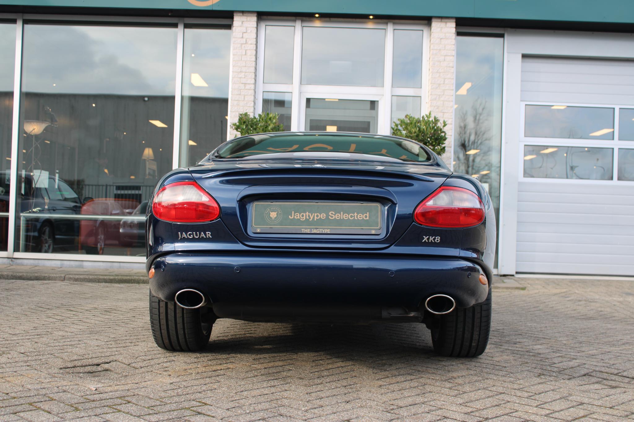 Jaguar XK8 4.0 V8 Coupé