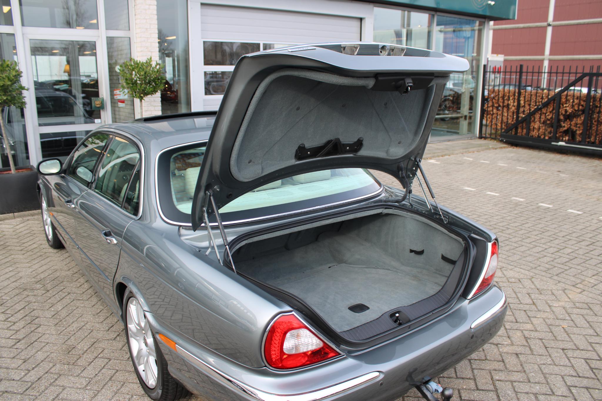 Jaguar XJ 4.2 V8 Executive