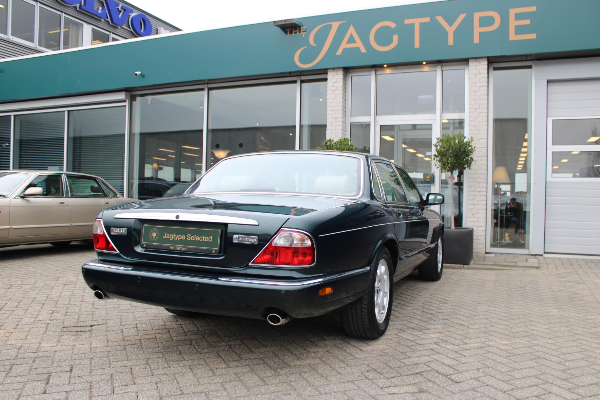 Jaguar Sovereign 4.0 V8