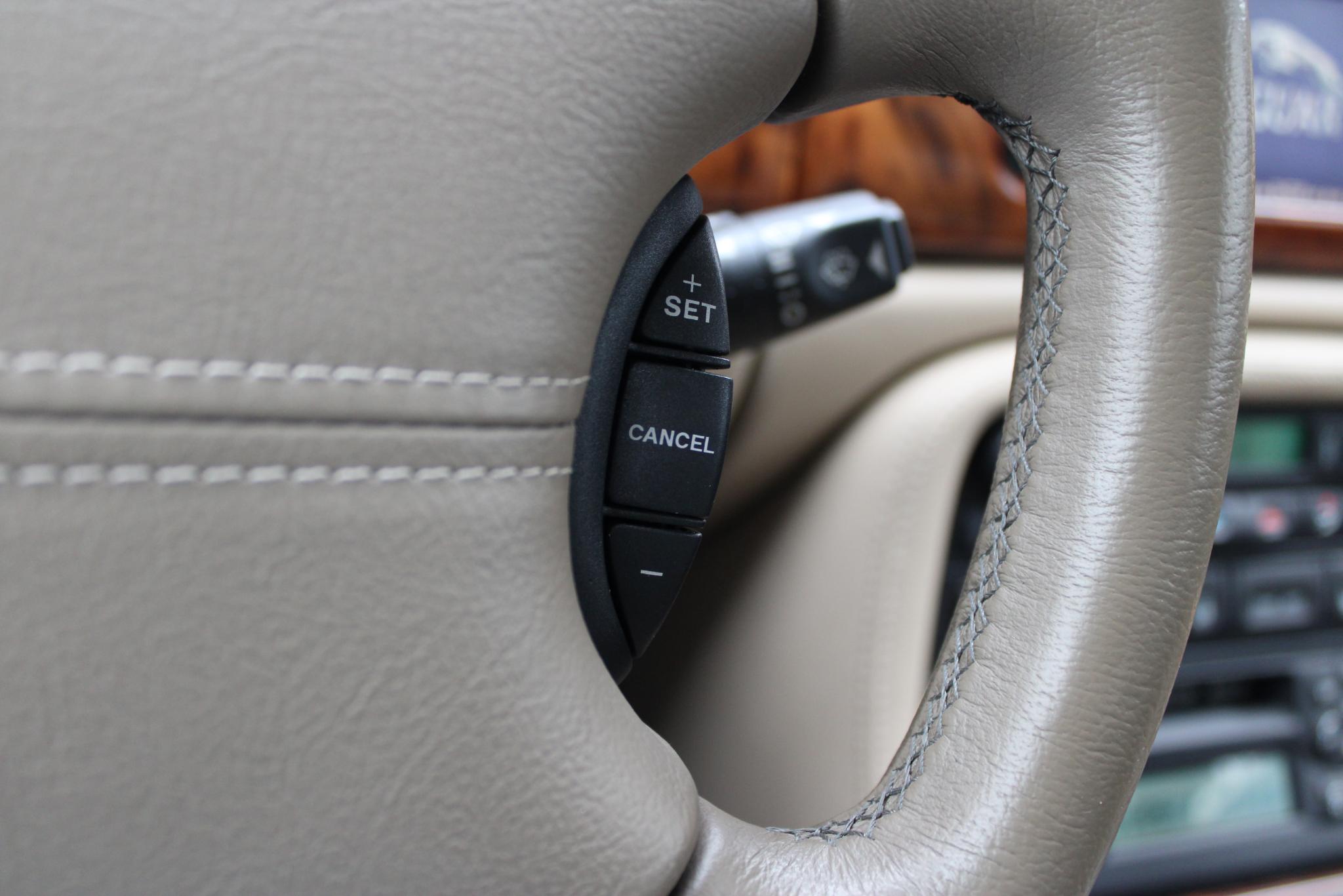 Jaguar XKR 4.0 V8 Convertible