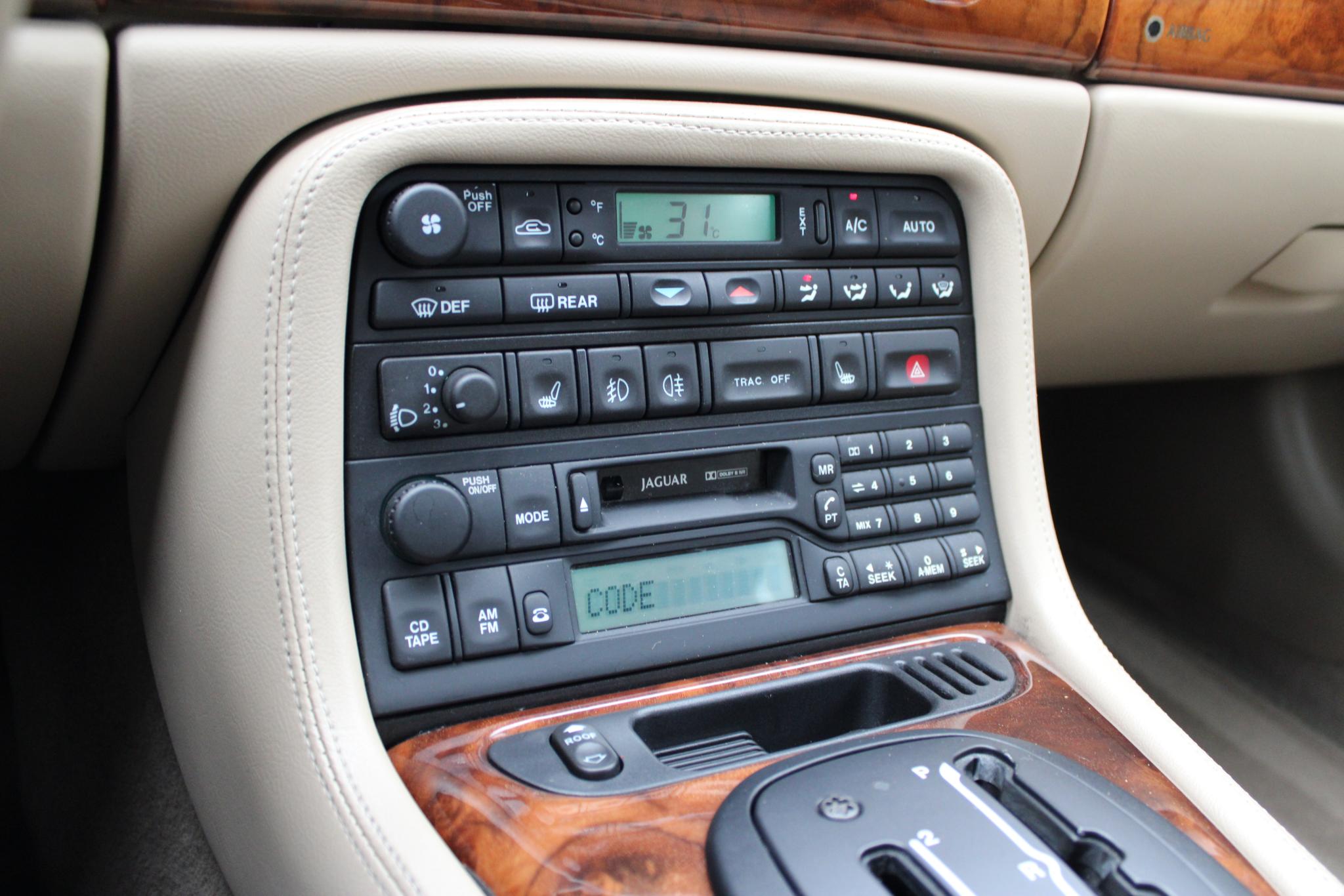 Jaguar XKR 4.0 V8 Convertible