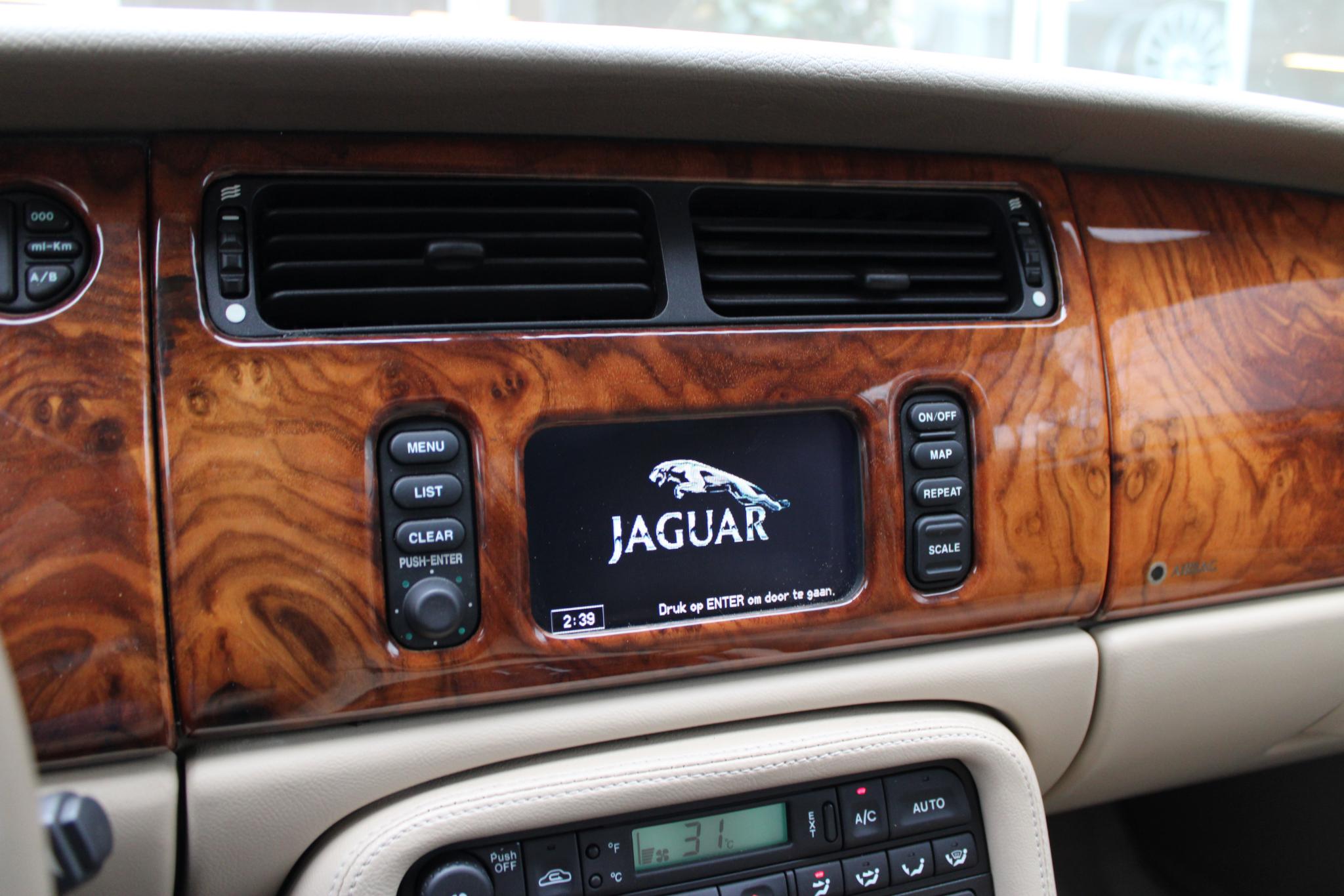 Jaguar XKR 4.0 V8 Convertible