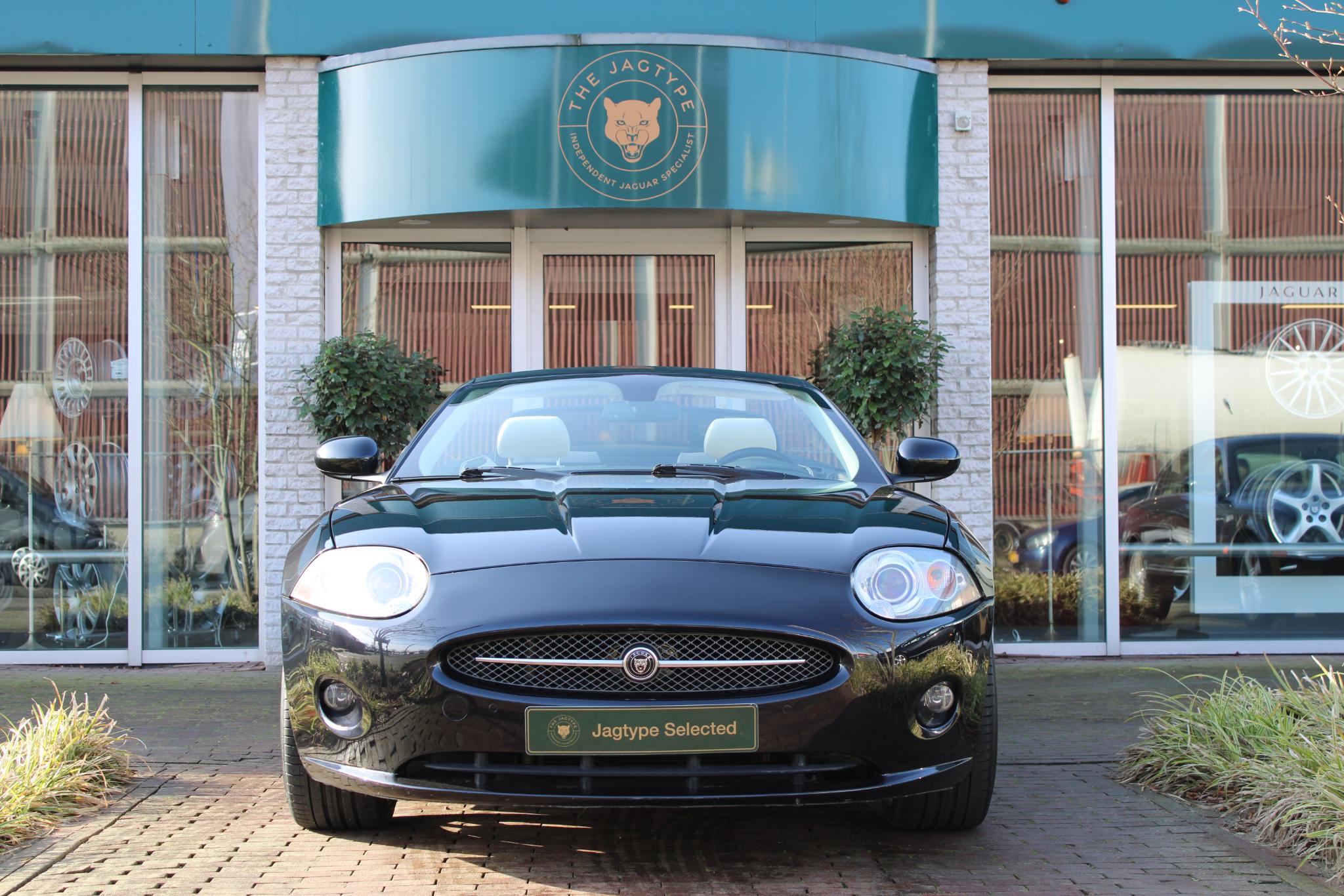 Jaguar XK 4.2 V8 Convertible