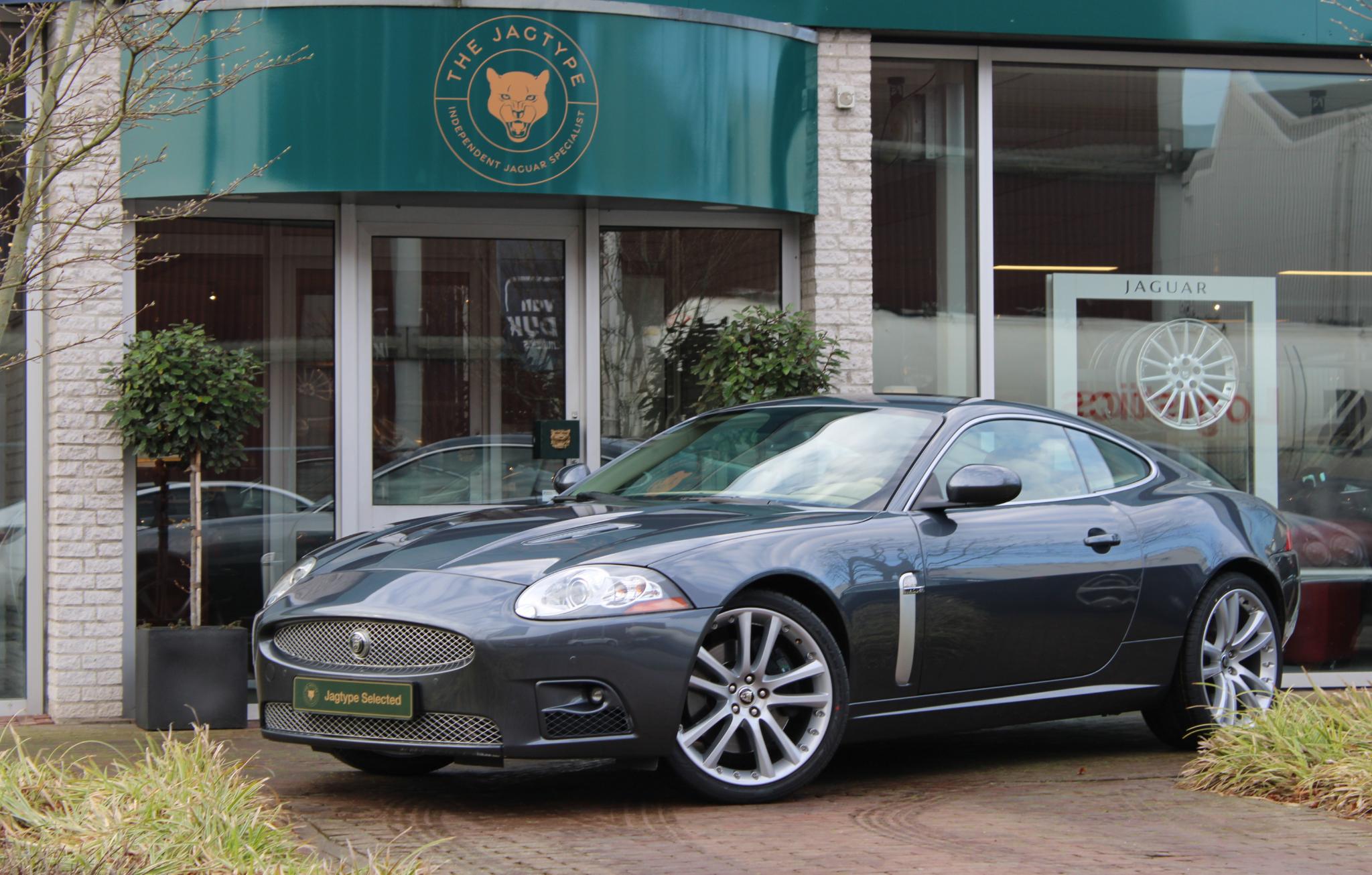 Jaguar XKR 4.2 V8 Coupé