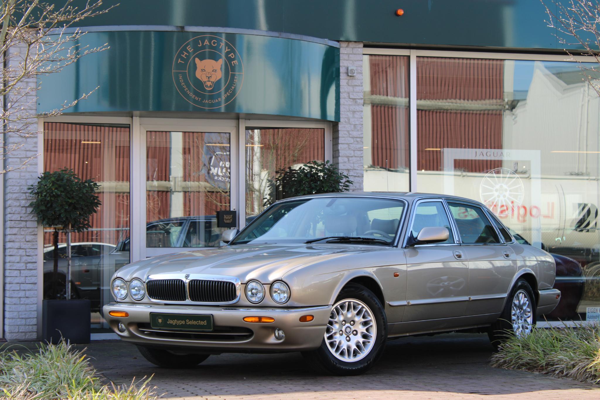 Jaguar XJ 3.2 V8 Executive