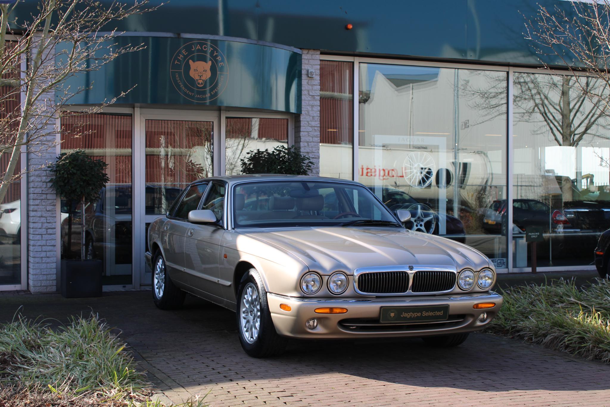 Jaguar XJ 3.2 V8 Executive