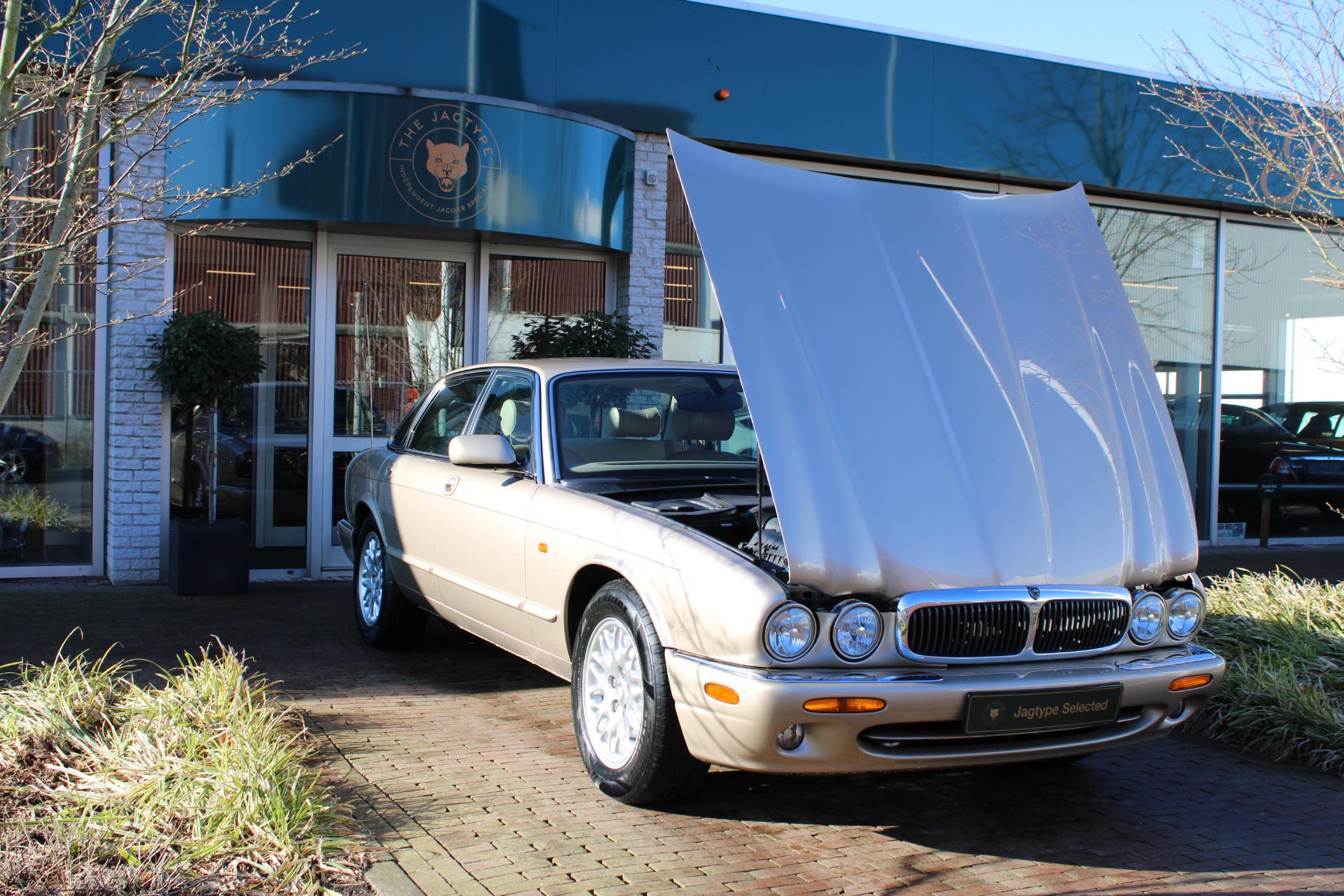 Jaguar XJ 3.2 V8 Executive