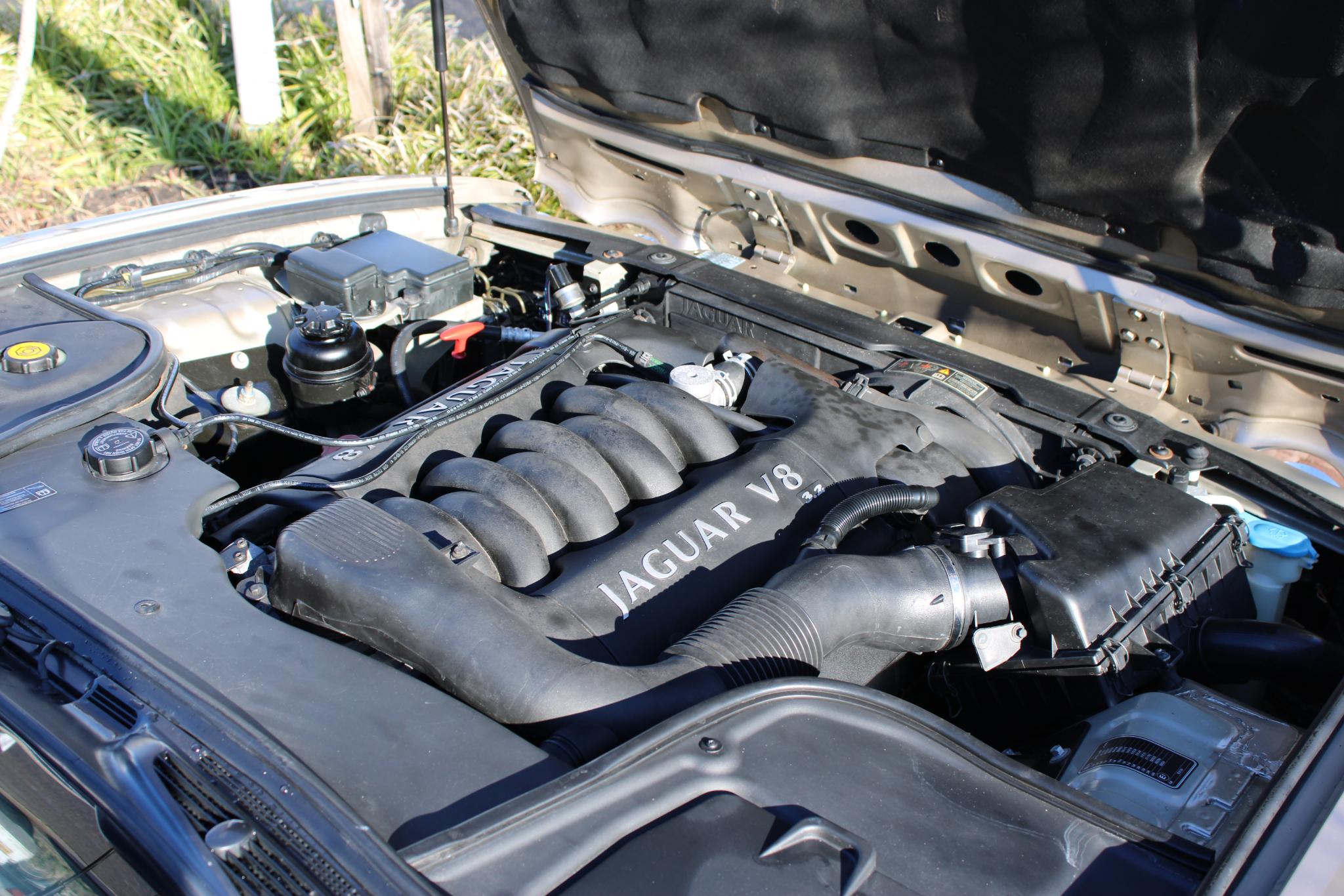 Jaguar XJ 3.2 V8 Executive