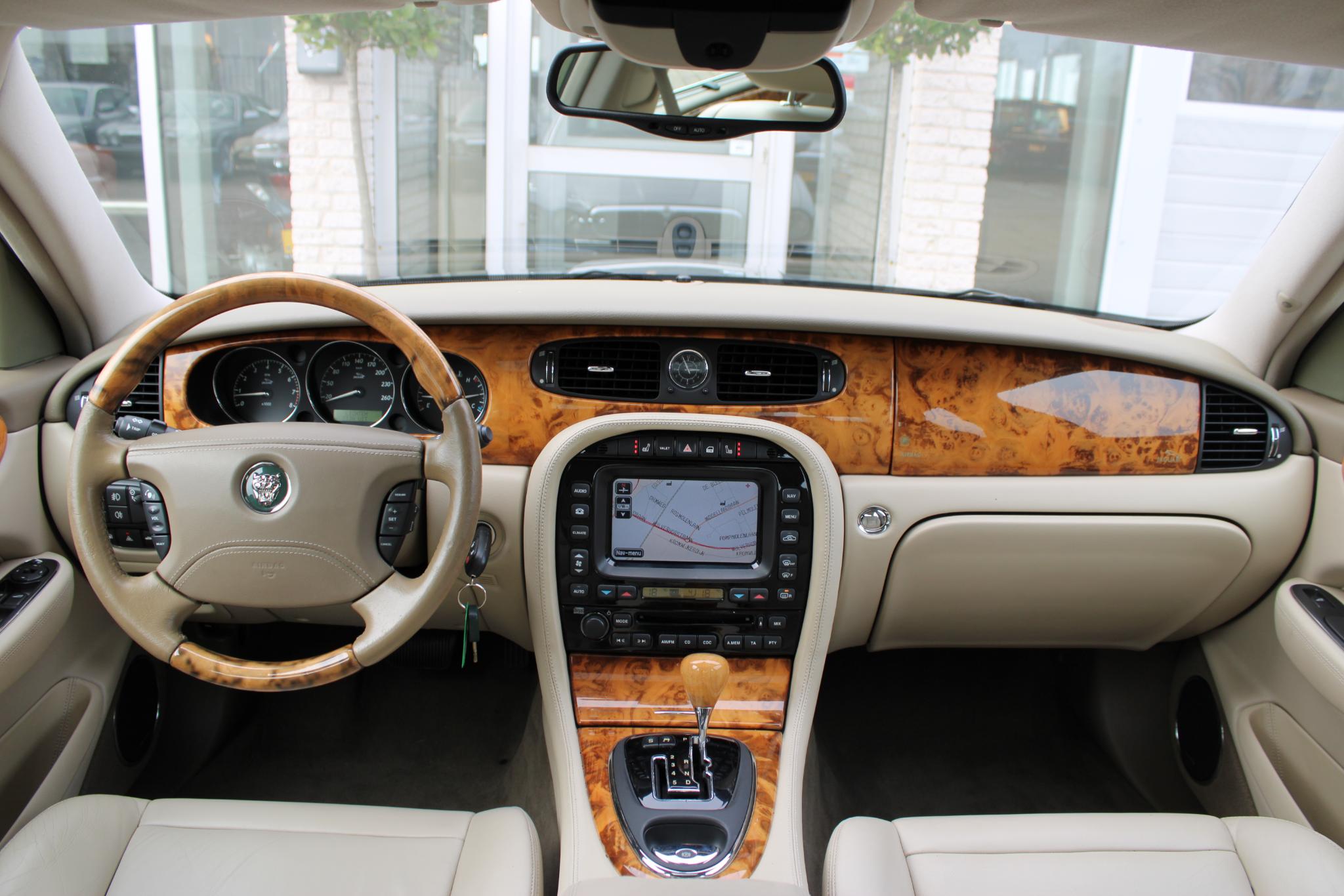 Jaguar XJ 4.2 V8 Executive