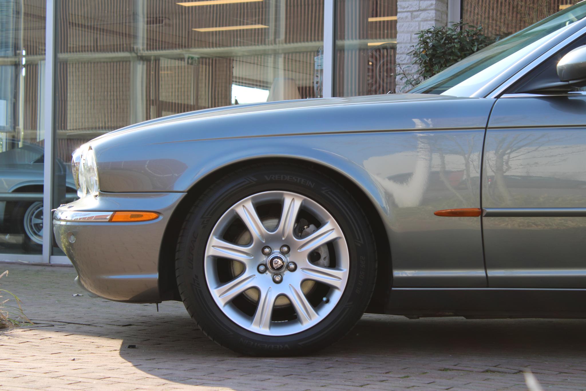 Jaguar XJ 4.2 V8 Executive