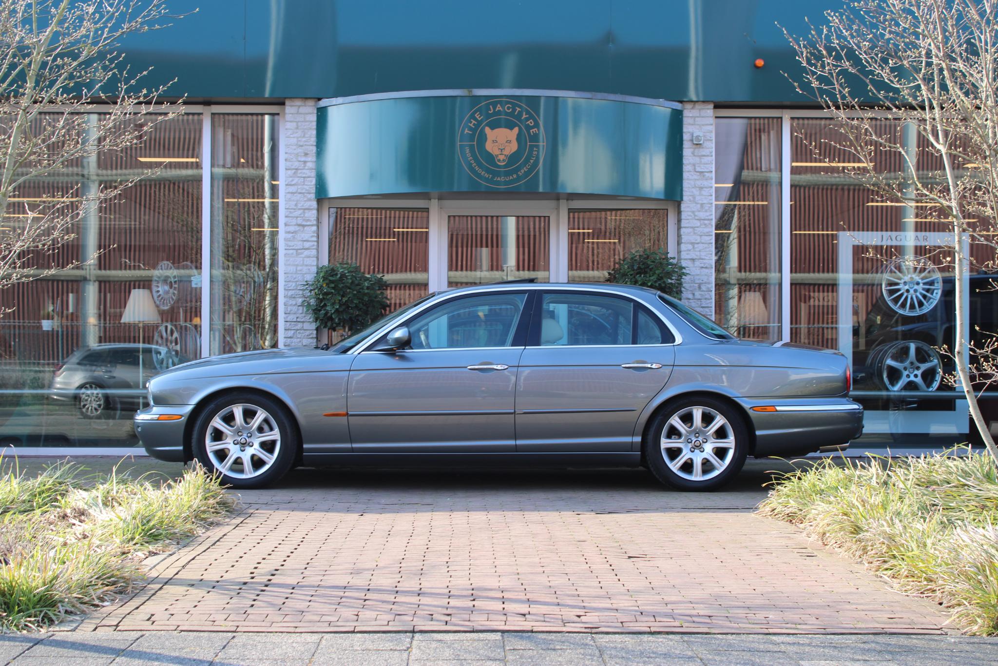 Jaguar XJ 4.2 V8 Executive