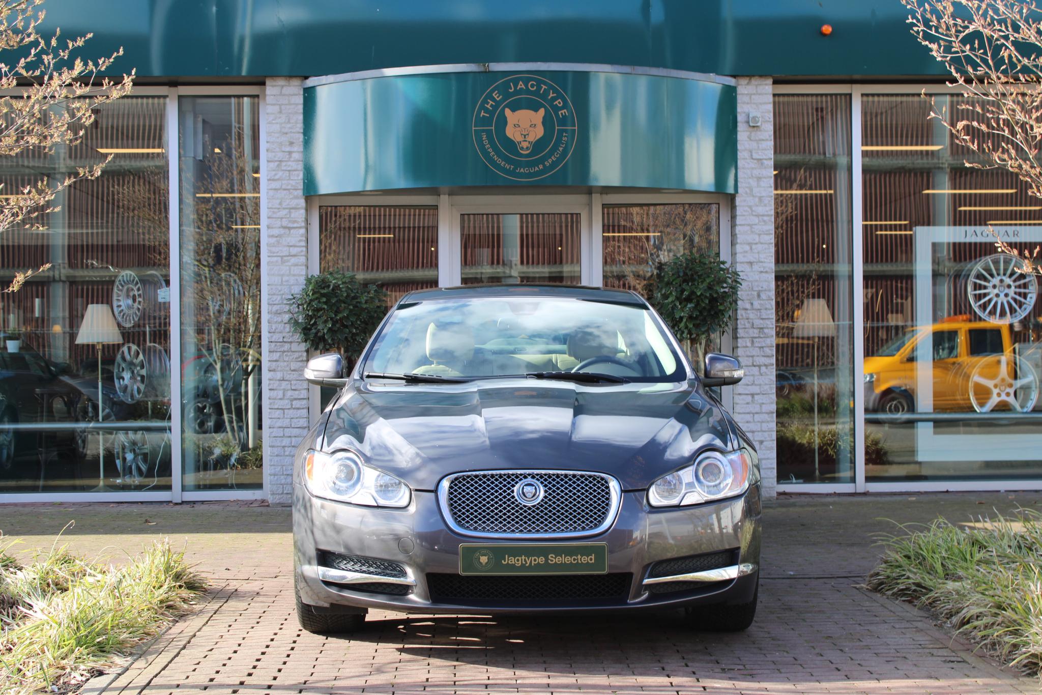 Jaguar XF 3.0 V6 Premium Luxury