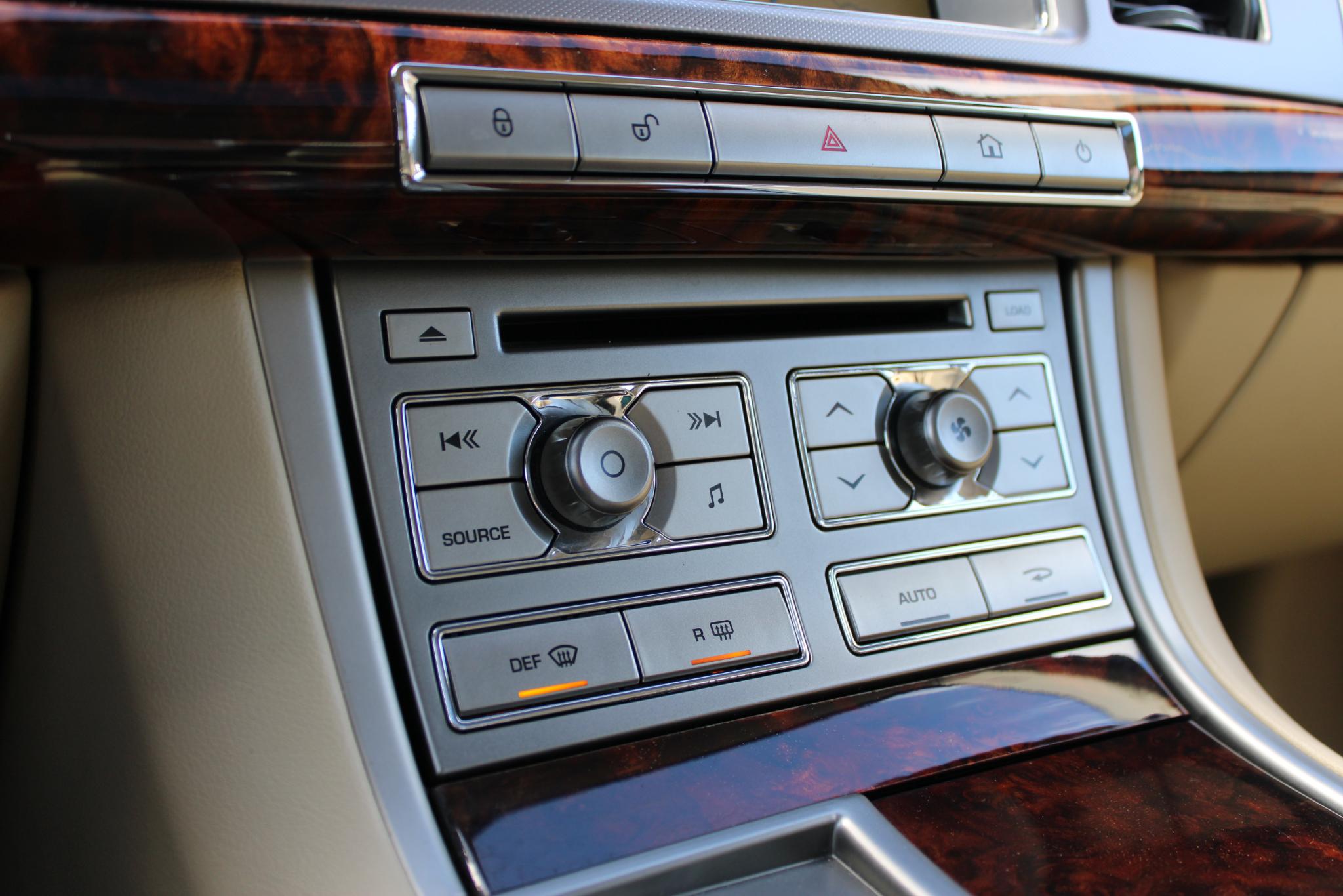 Jaguar XF 3.0 V6 Premium Luxury