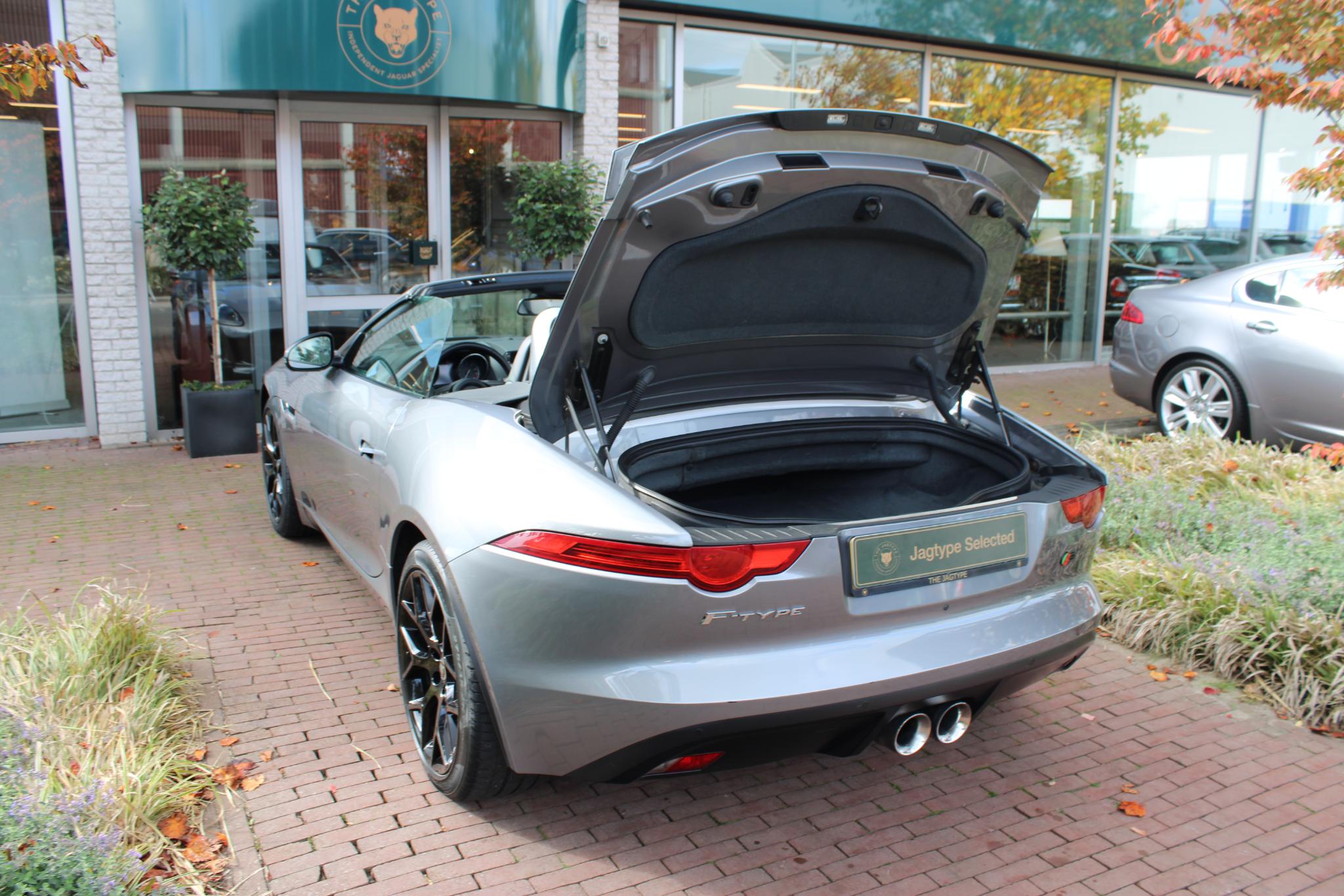 Jaguar F-TYPE 3.0 V6 Convertible