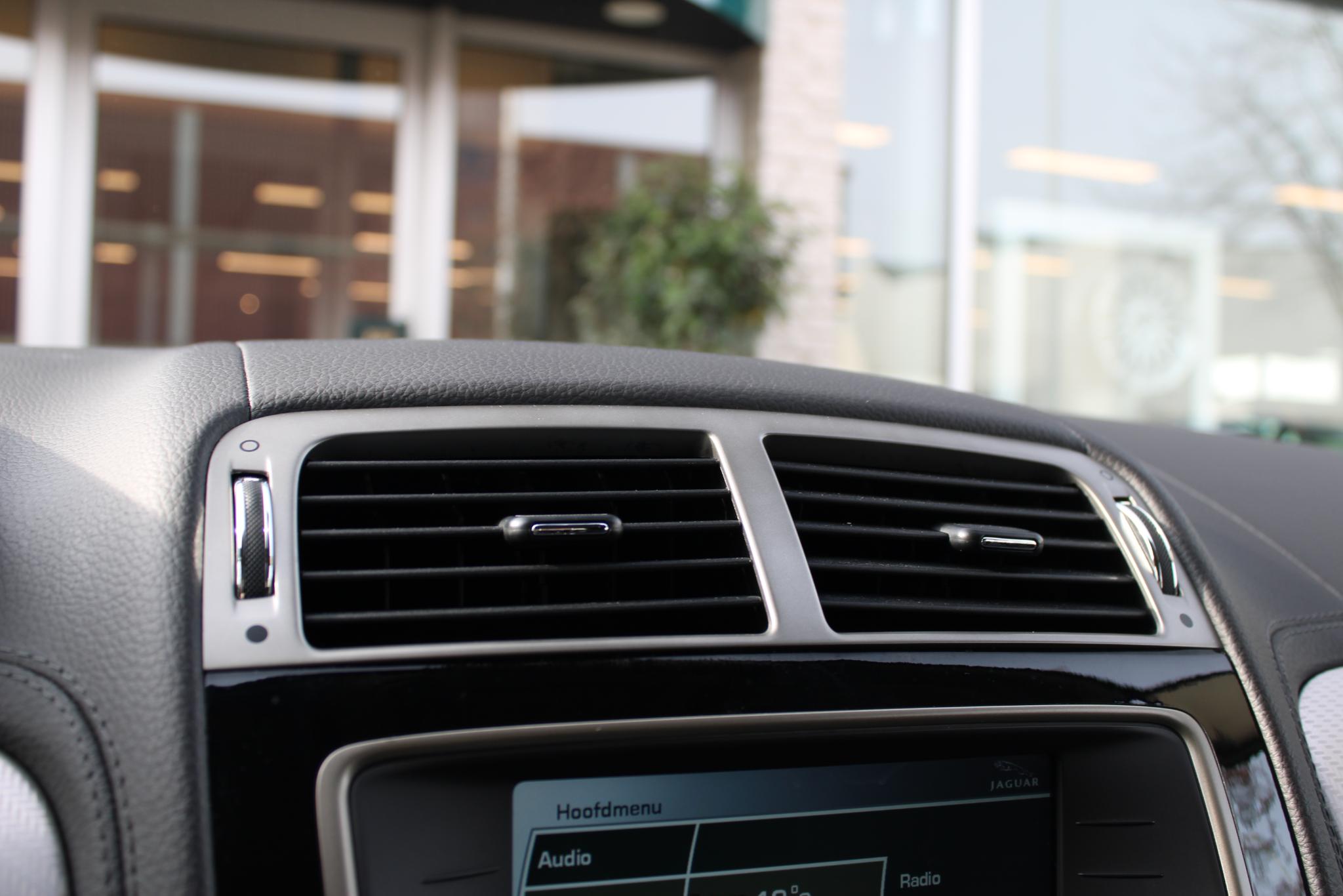 Jaguar XKR 4.2 V8 Coupé