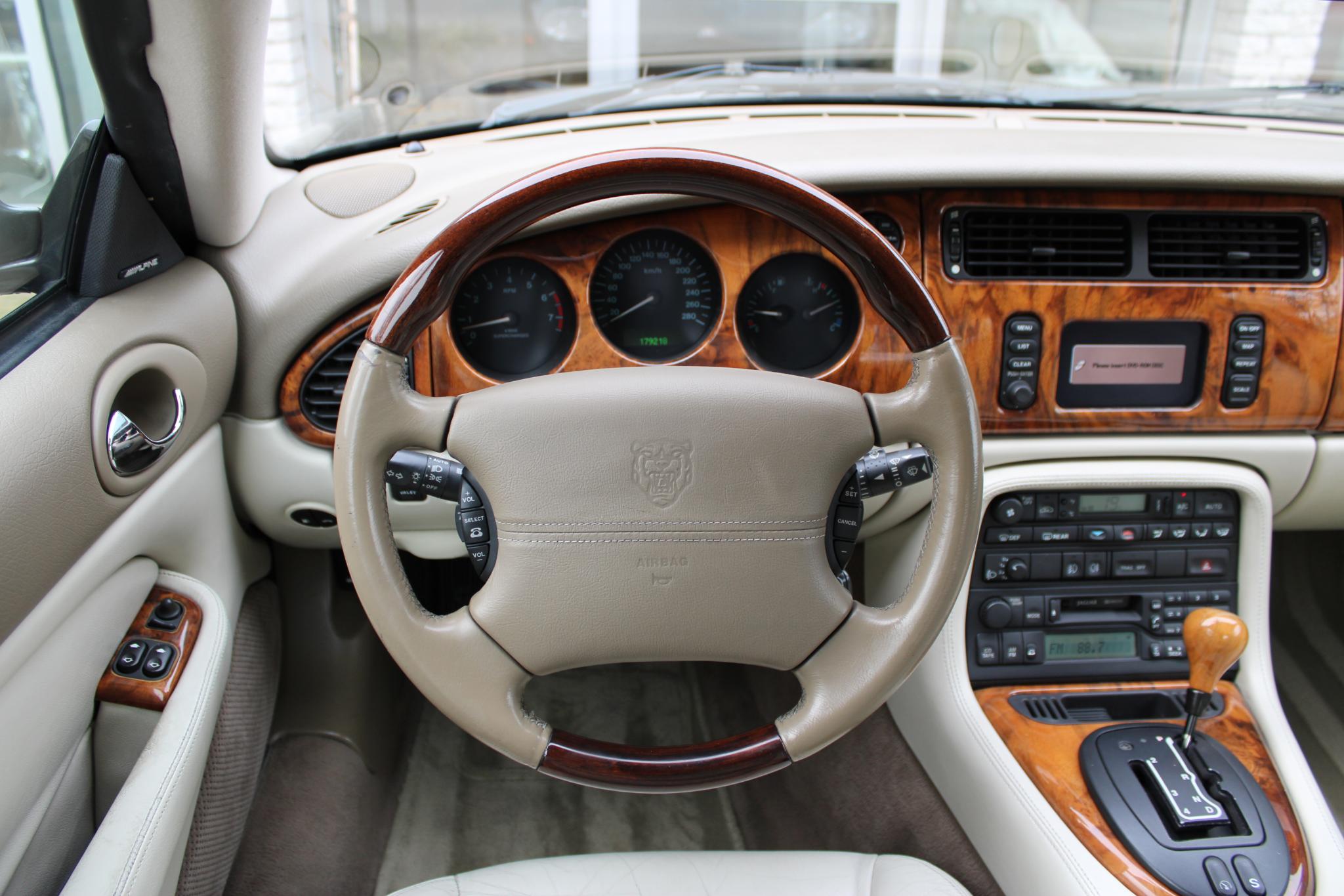 Jaguar XKR 4.0 V8 Coupé