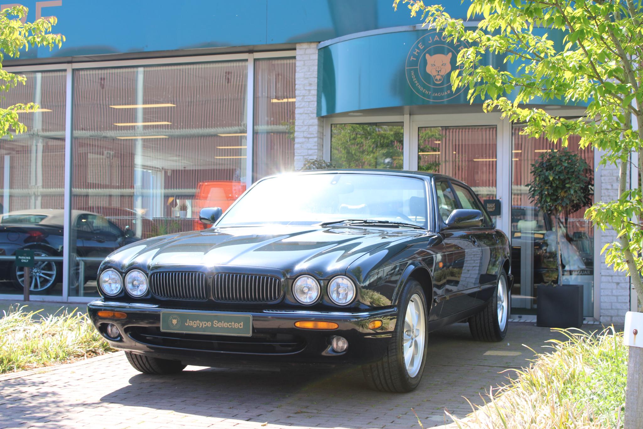 Jaguar XJ 3.2 V8 Executive