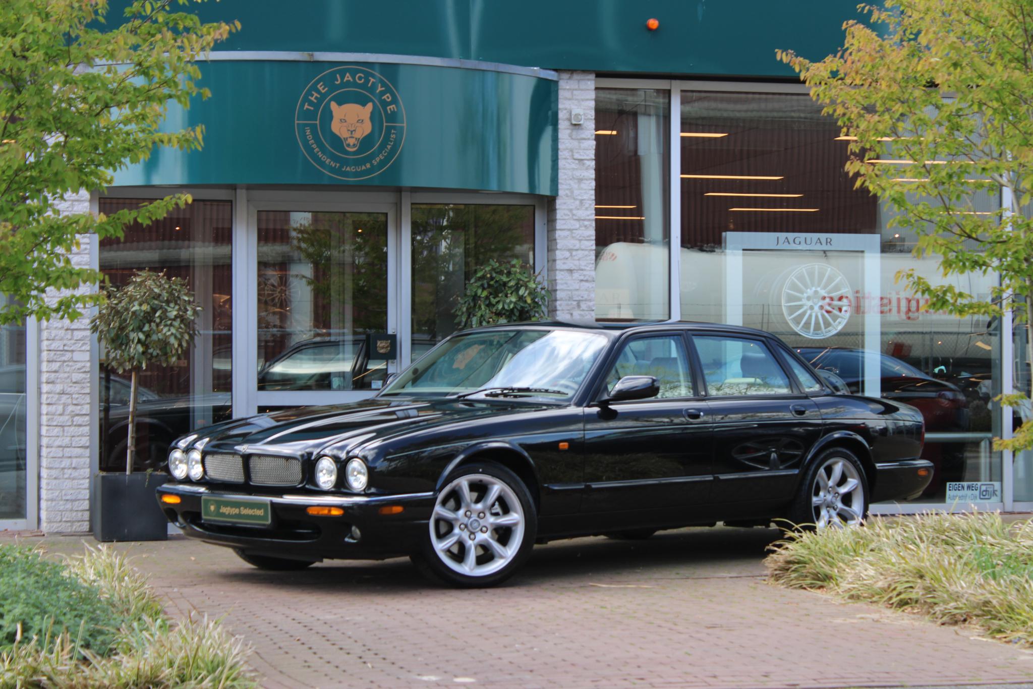 Jaguar XJR 4.0 V8