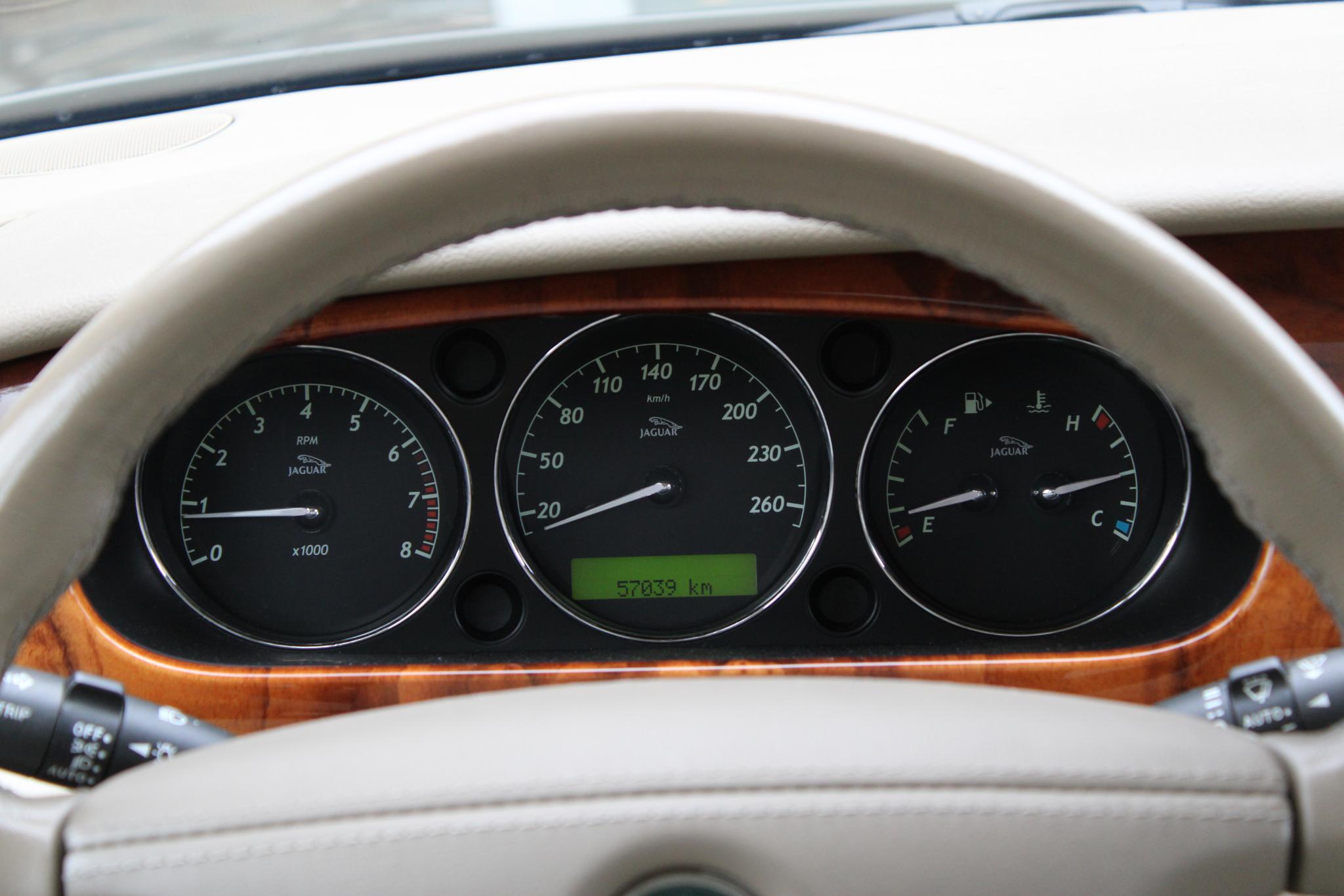 Jaguar XJ 3.0 V6
