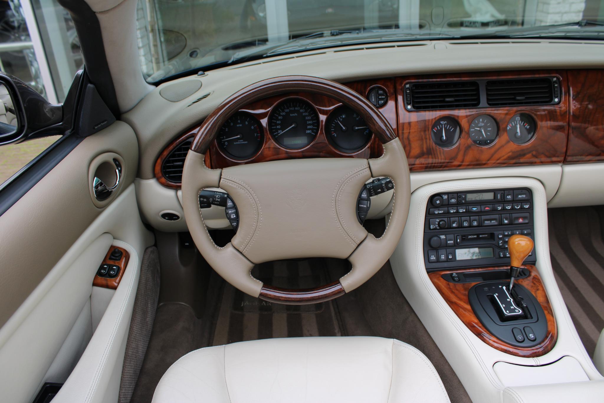 Jaguar XKR 4.0 V8 Convertible