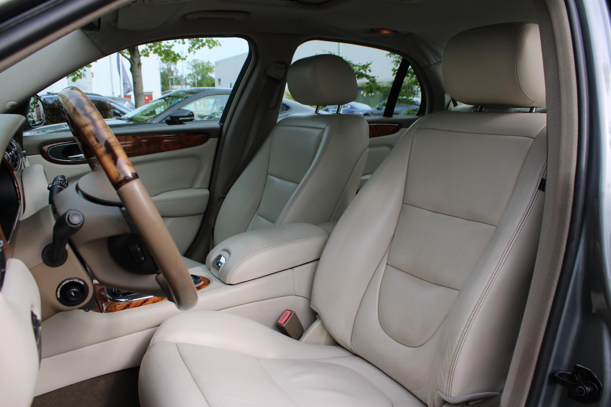 Jaguar XJ 4.2 V8 Executive