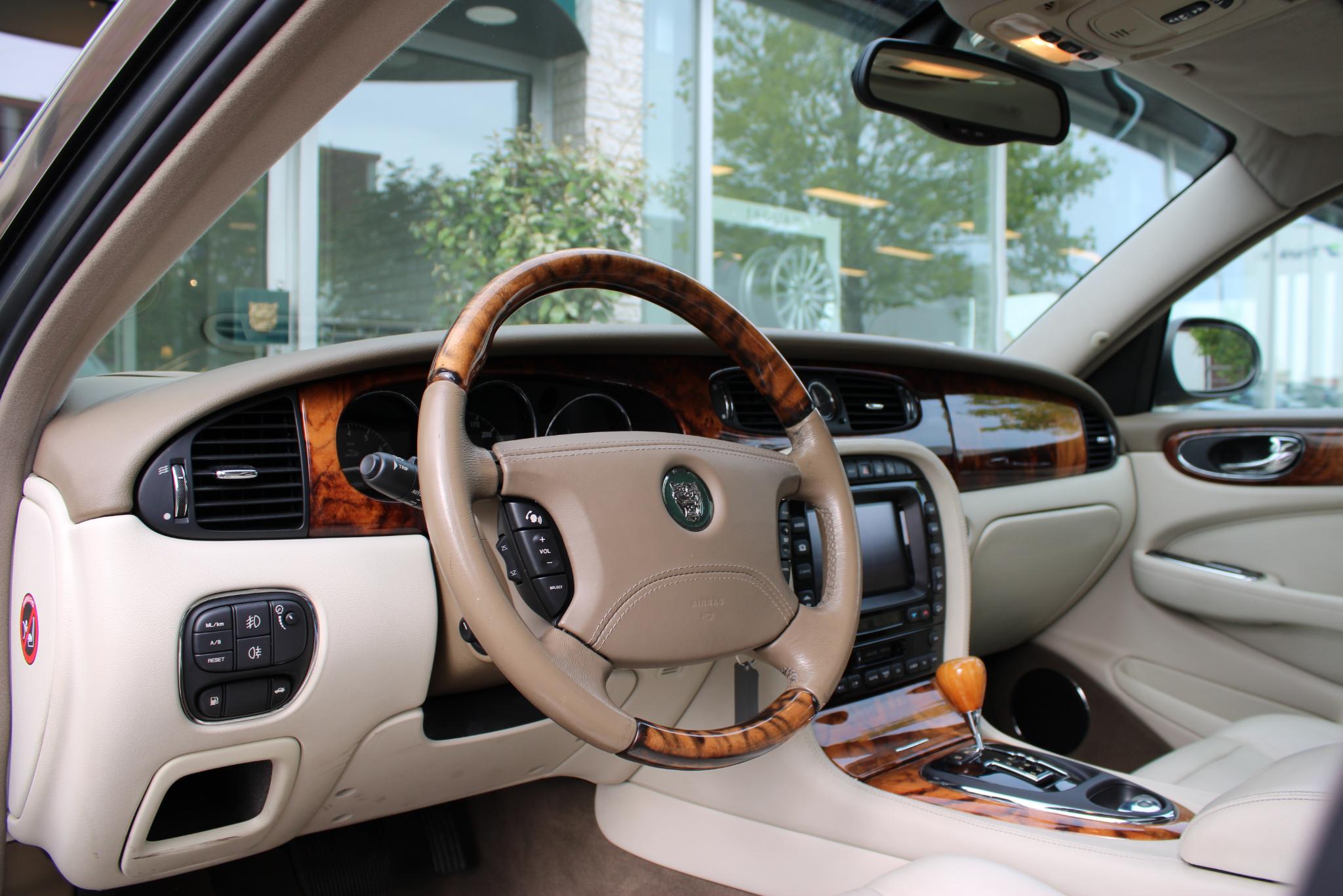 Jaguar XJ 4.2 V8 Executive