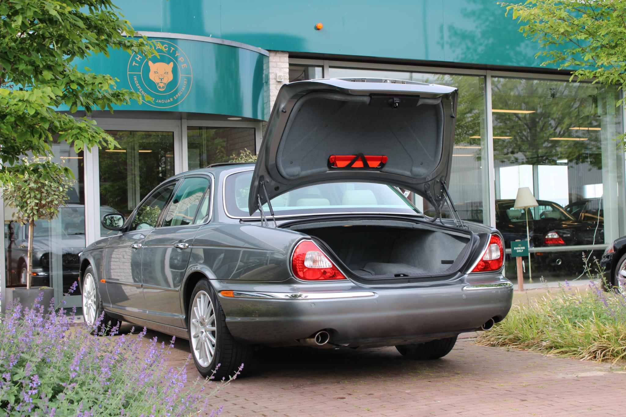 Jaguar XJ 4.2 V8 Executive