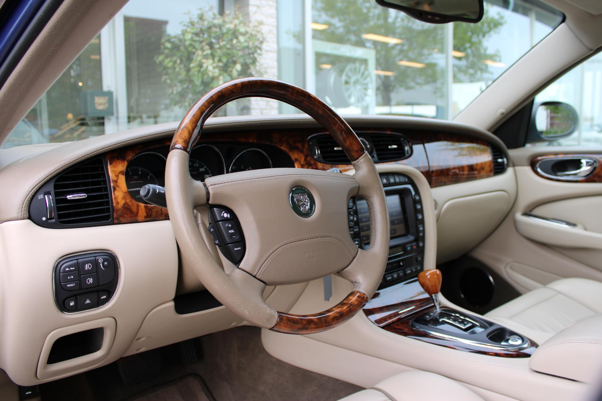 Jaguar XJ 4.2 V8 Super