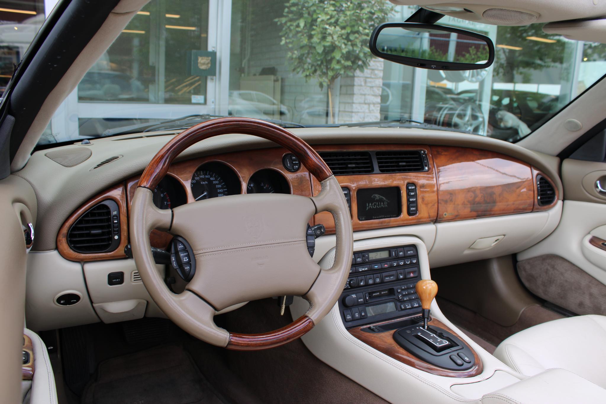 Jaguar XKR 4.0 V8 Convertible