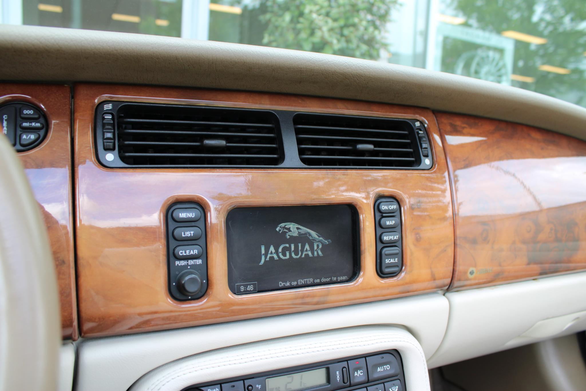 Jaguar XKR 4.0 V8 Convertible