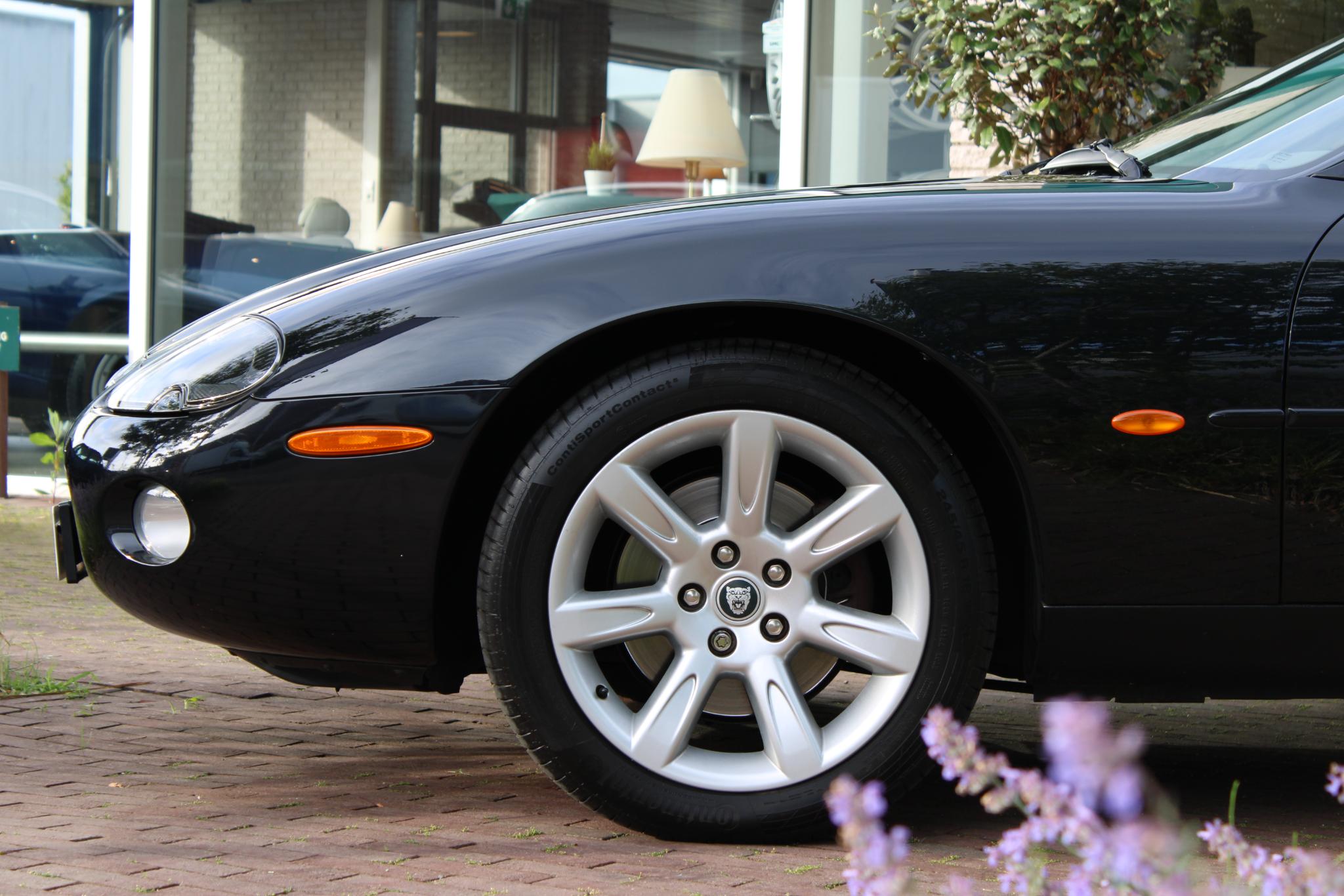 Jaguar XK8 4.2 V8 Convertible