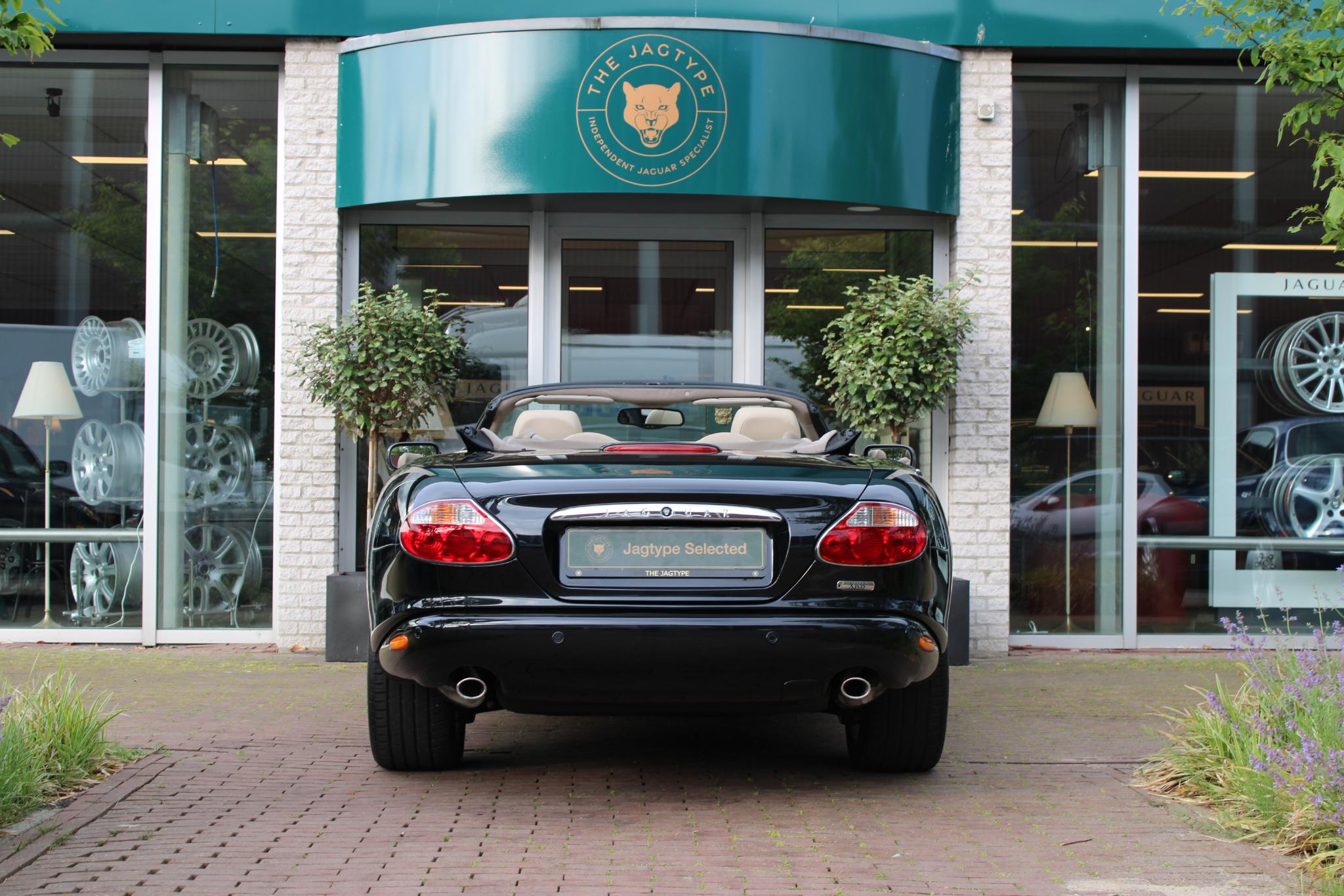 Jaguar XK8 4.2 V8 Convertible