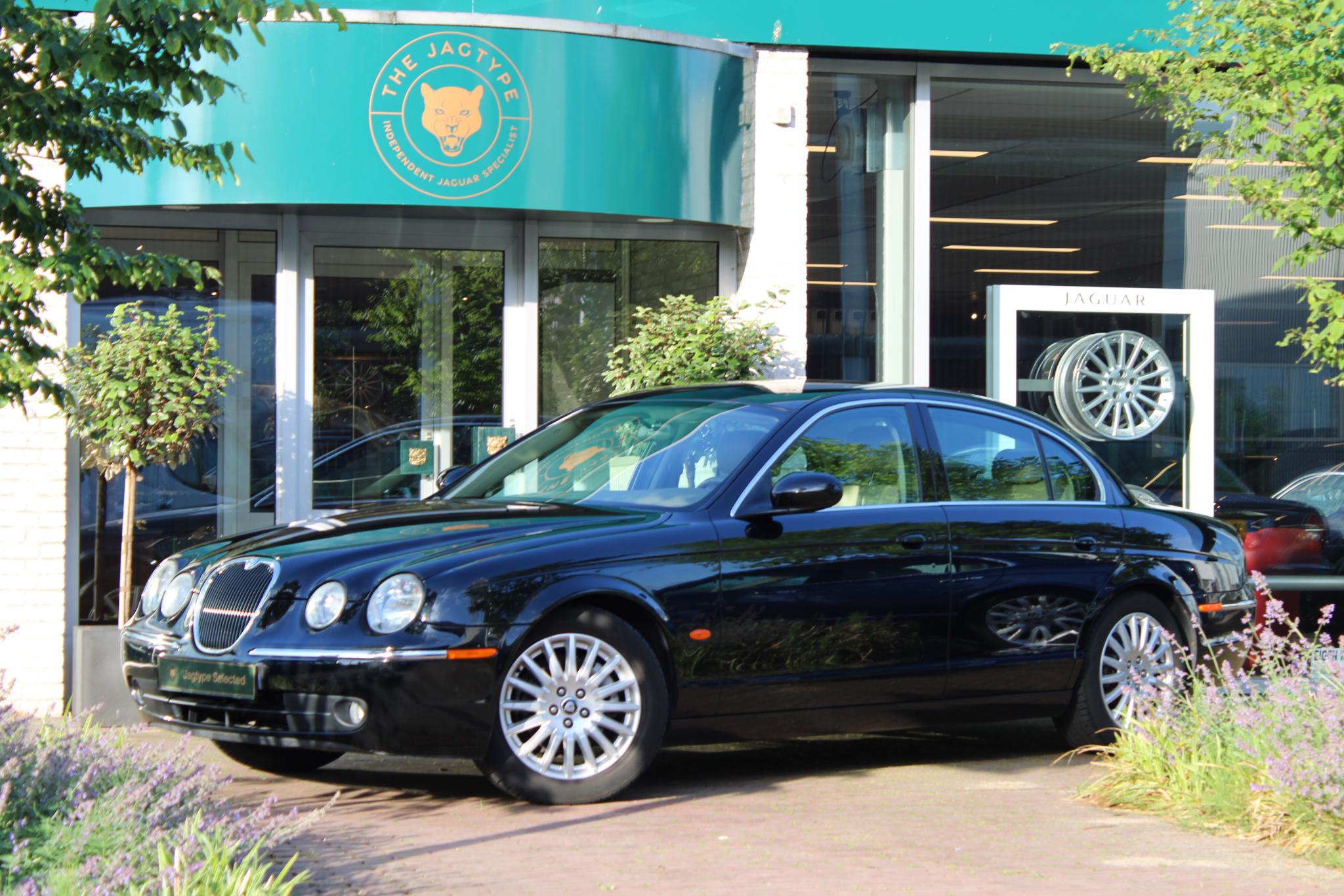 Jaguar S-type 2.5 V6 Midnight