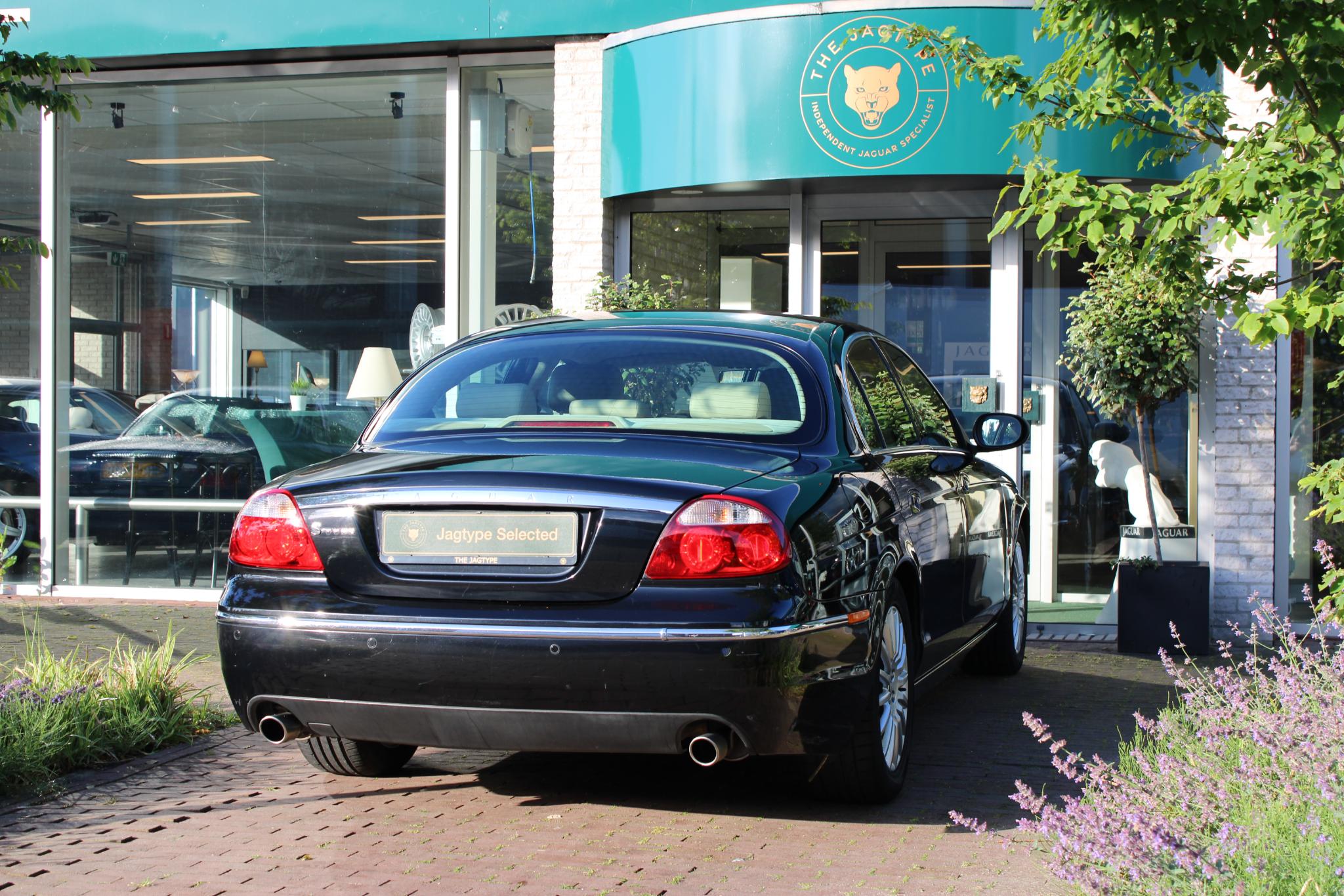 Jaguar S-type 2.5 V6 Midnight