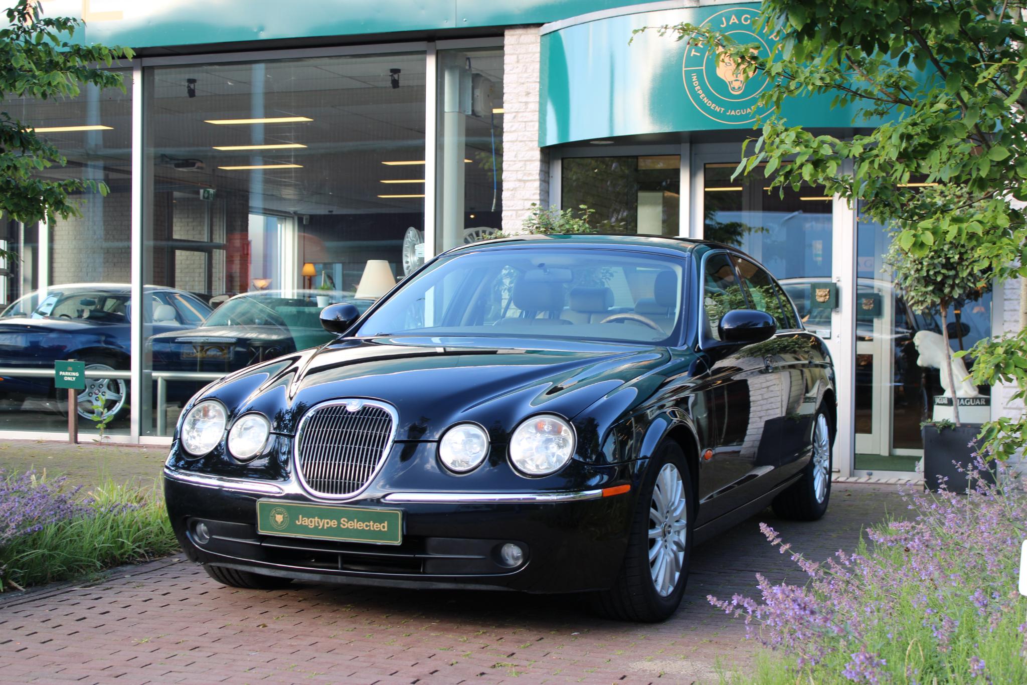 Jaguar S-type 2.5 V6 Midnight