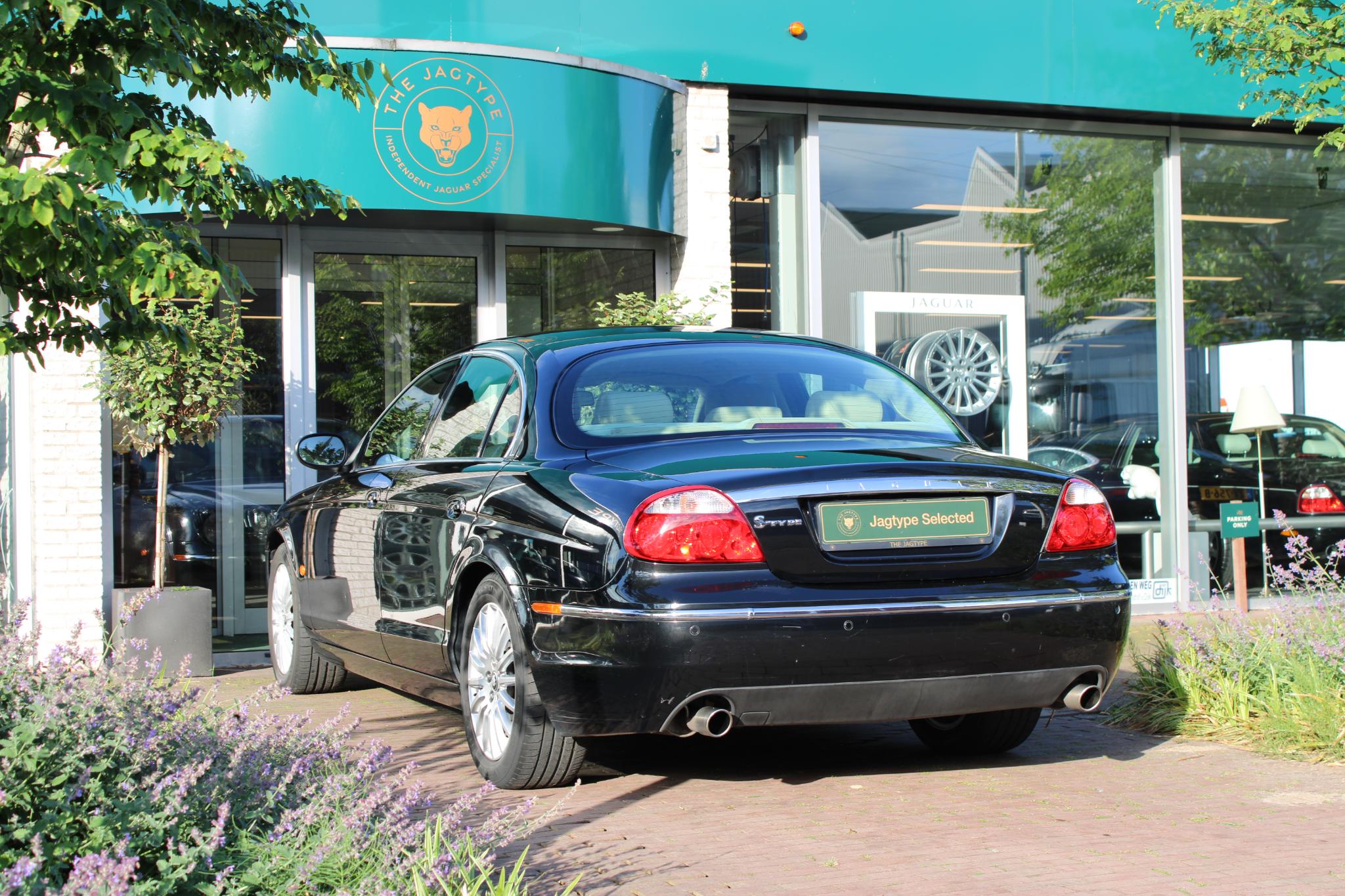 Jaguar S-type 2.5 V6 Midnight