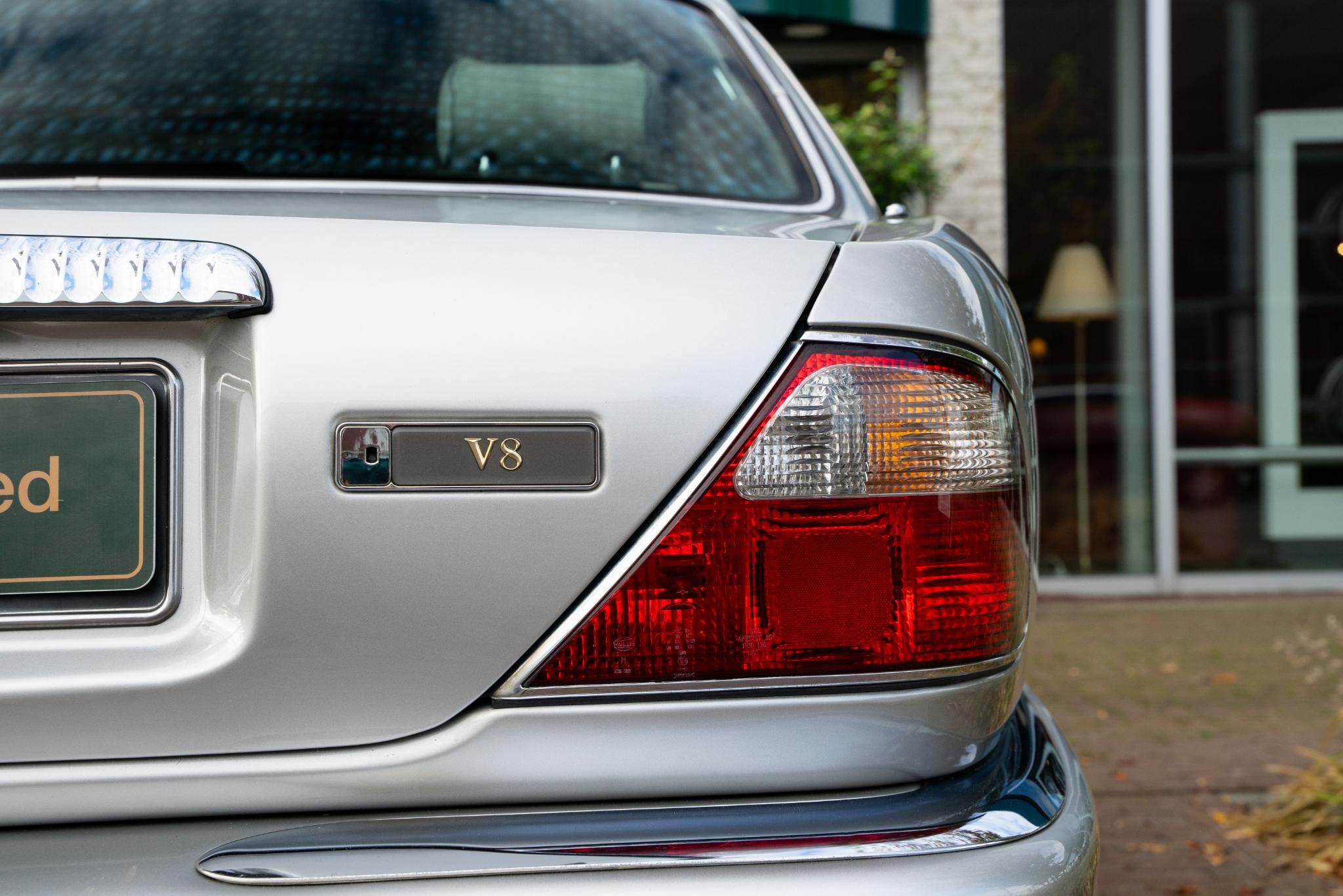 Daimler XJ Series V8 LWB Yountimer