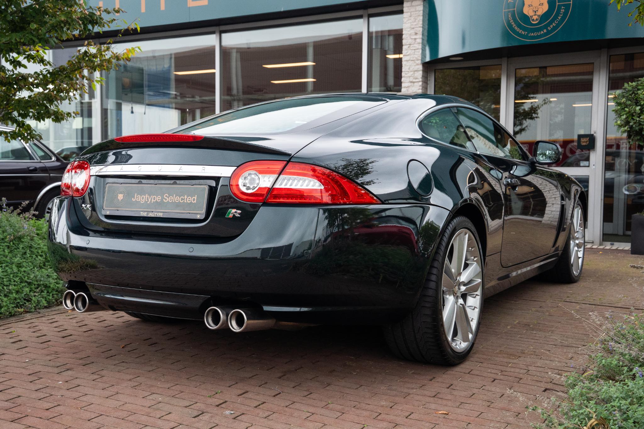 Jaguar XKR Portfolio 5.0 Supercharged Zwitser/Yountimer