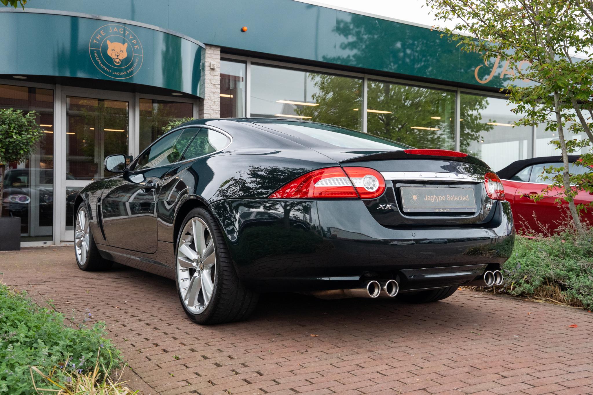 Jaguar XKR Portfolio 5.0 Supercharged Zwitser/Yountimer
