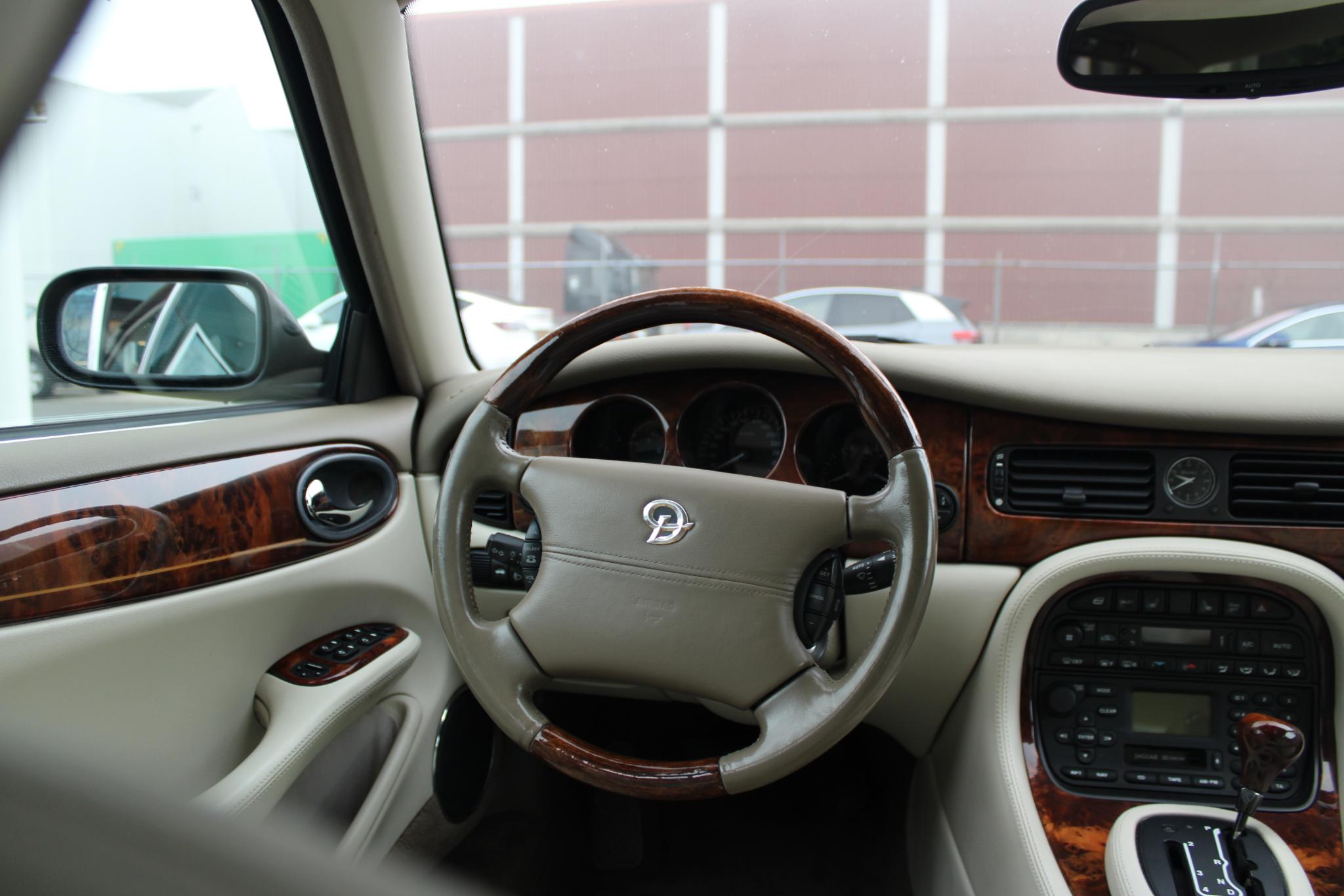 Daimler/Jaguar v8 Eight LWB
