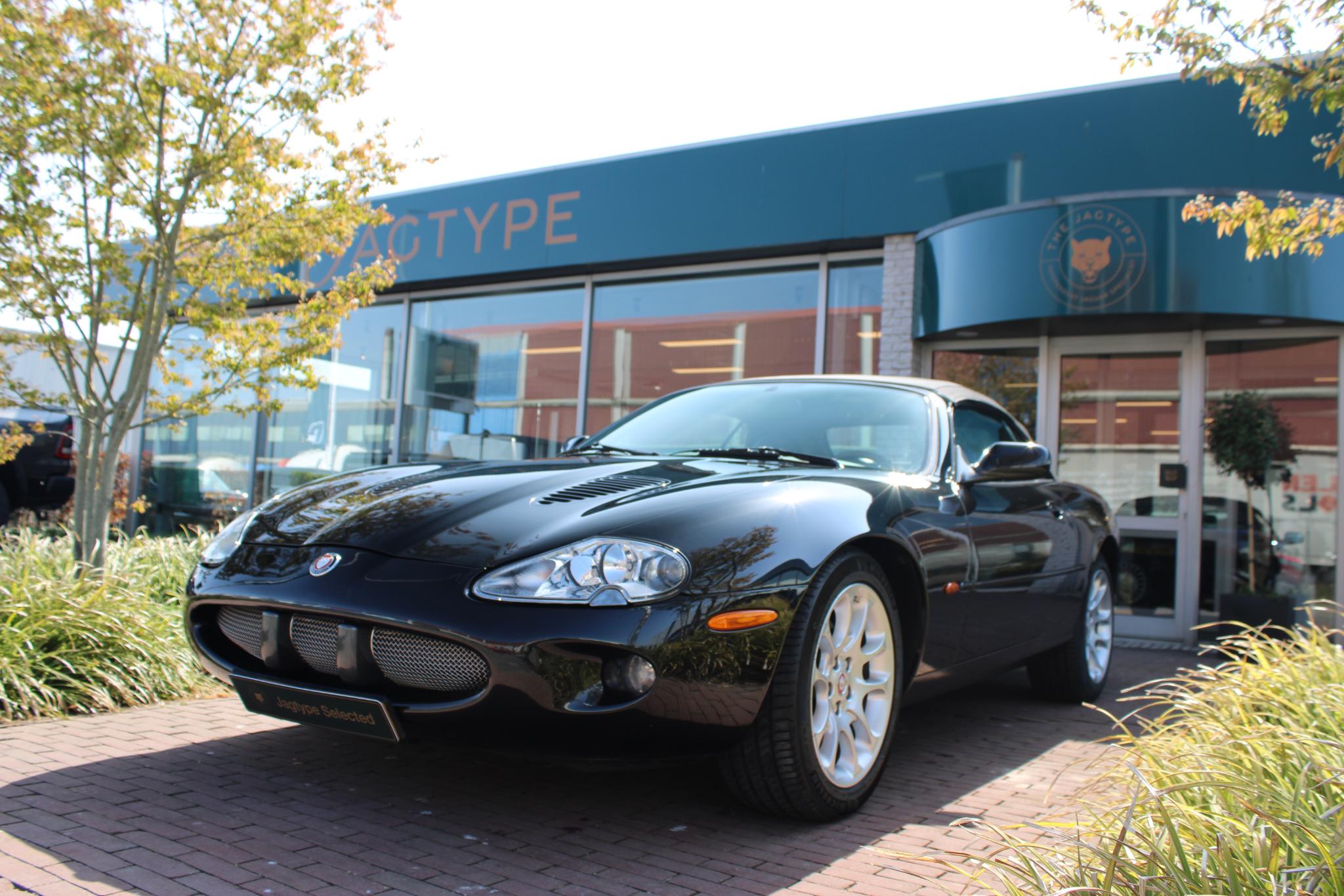 Jaguar XKR 4.0 V8 Convertible